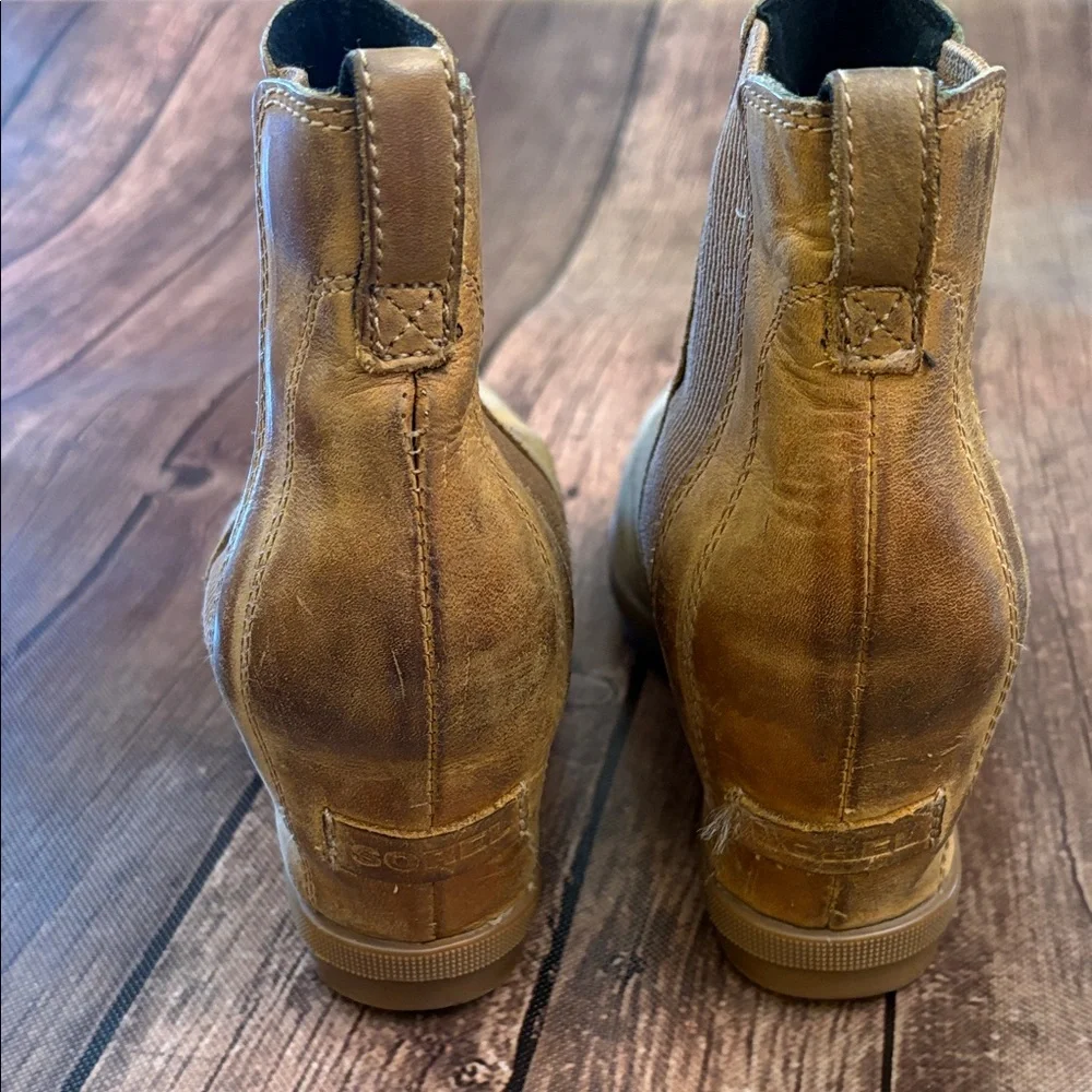 Sorel Joan Rhapsody Chelsea Wedge Boots Sz 9
